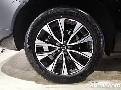 Volvo XC60 2023 2.0 автомат (гидро), миниатюра 5