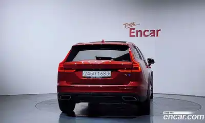Volvo V60 2020 2.0 автомат (гидро), миниатюра 4