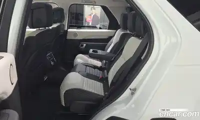 Land Rover Discovery 2025 3.0 автомат (гидро), миниатюра 4