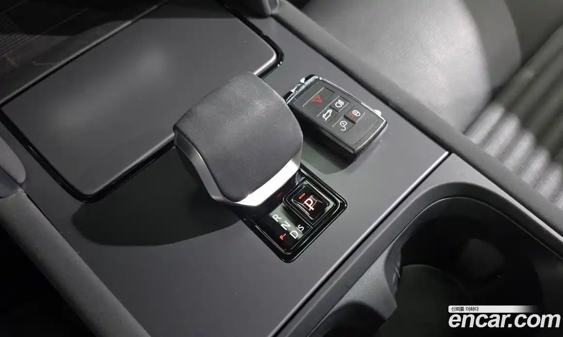 Land Rover Discovery Sport 2025 2.0 автомат (гидро), фото 12
