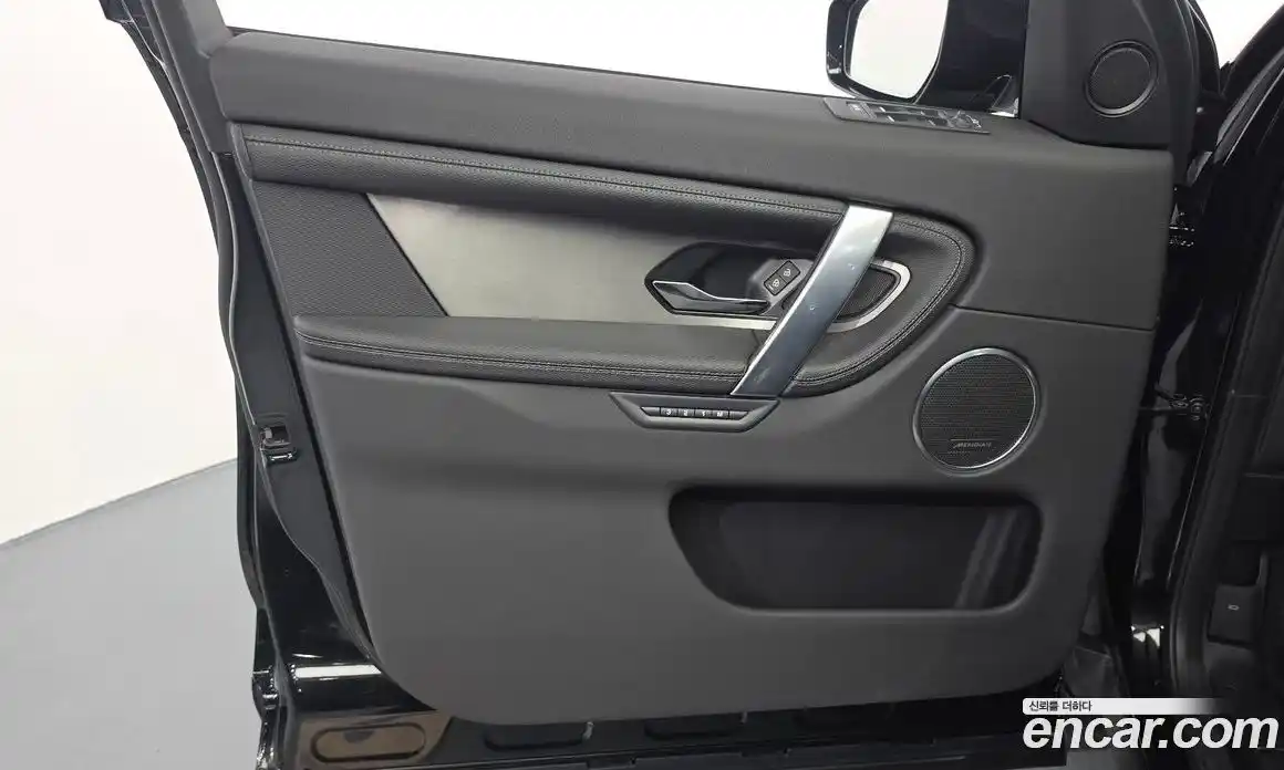 Land Rover Discovery Sport 2025 2.0 автомат (гидро), фото 14