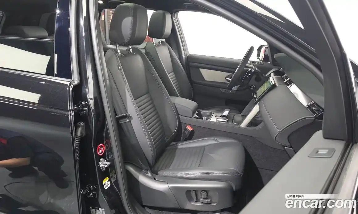 Land Rover Discovery Sport 2025 2.0 автомат (гидро), фото 16