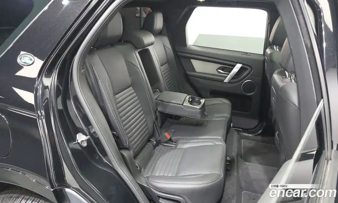 Land Rover Discovery Sport 2025 2.0 автомат (гидро), фото 17