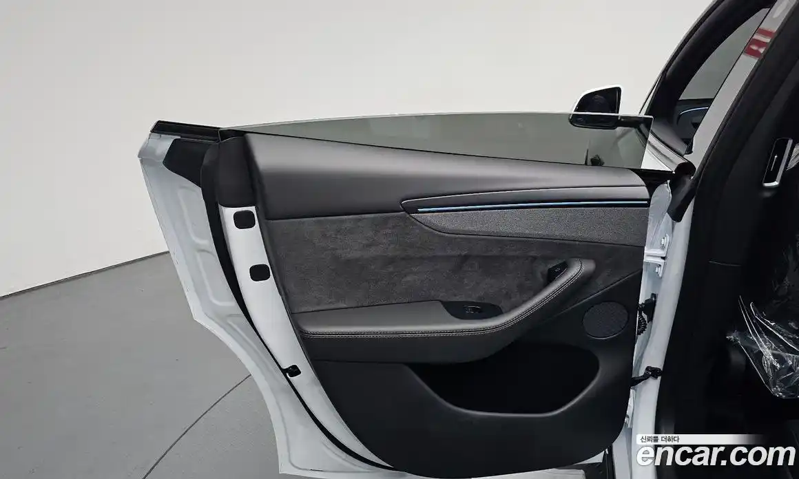 Tesla Model Y 2026 0.2 гидро, фото 14