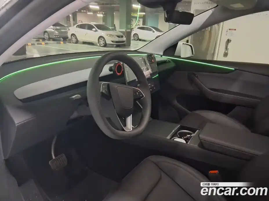 Tesla Model Y 2025 0.1 гидро, фото 3