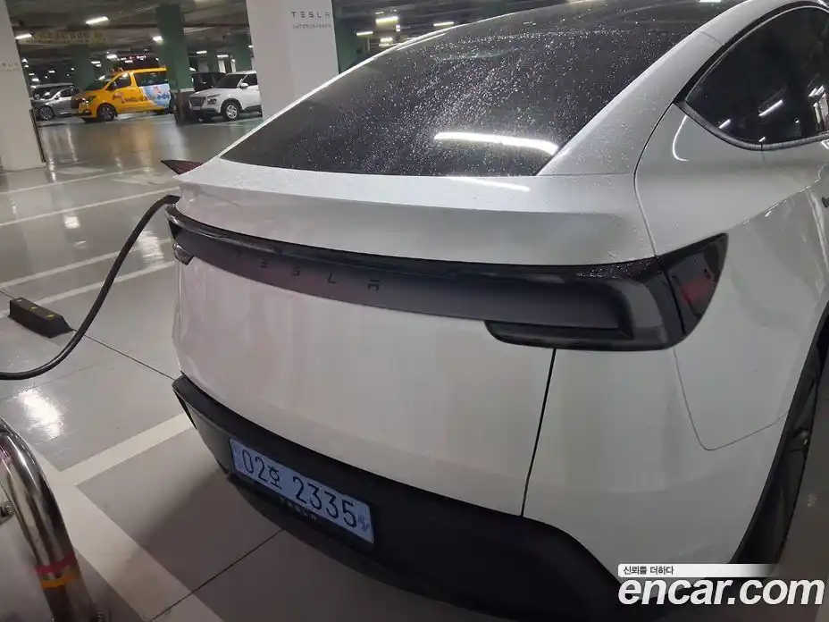 Tesla Model Y 2025 0.1 гидро, фото 7
