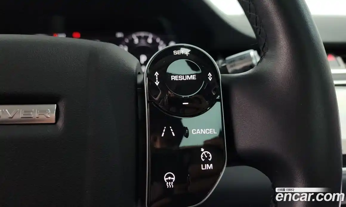 Land Rover Range Rover Evoque 2019 2.0 автомат (гидро), фото 17
