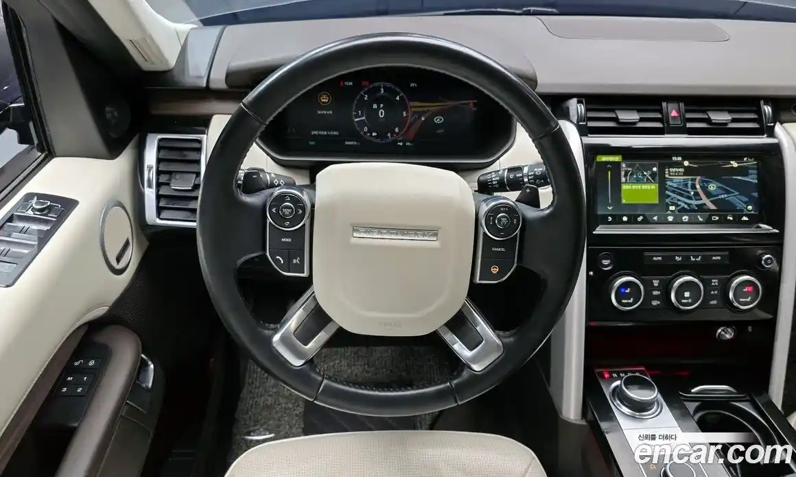 Land Rover Discovery 2018 3.0 автомат (гидро), фото 19