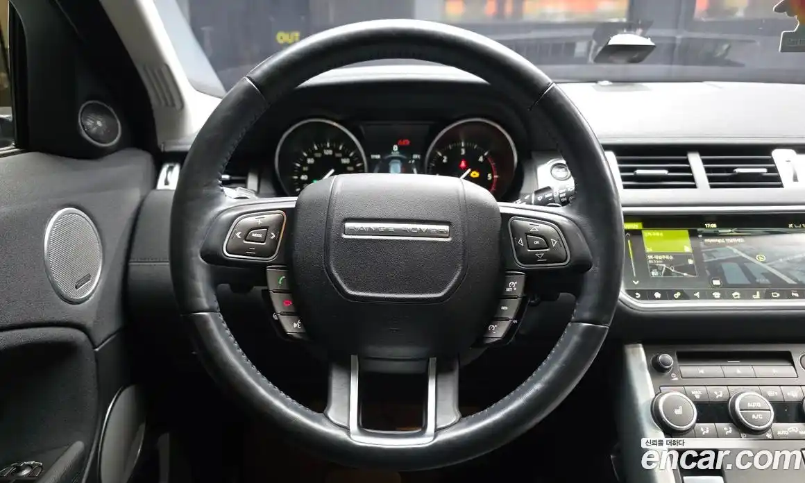 Land Rover Range Rover Evoque 2017 2.0 автомат (гидро), фото 13