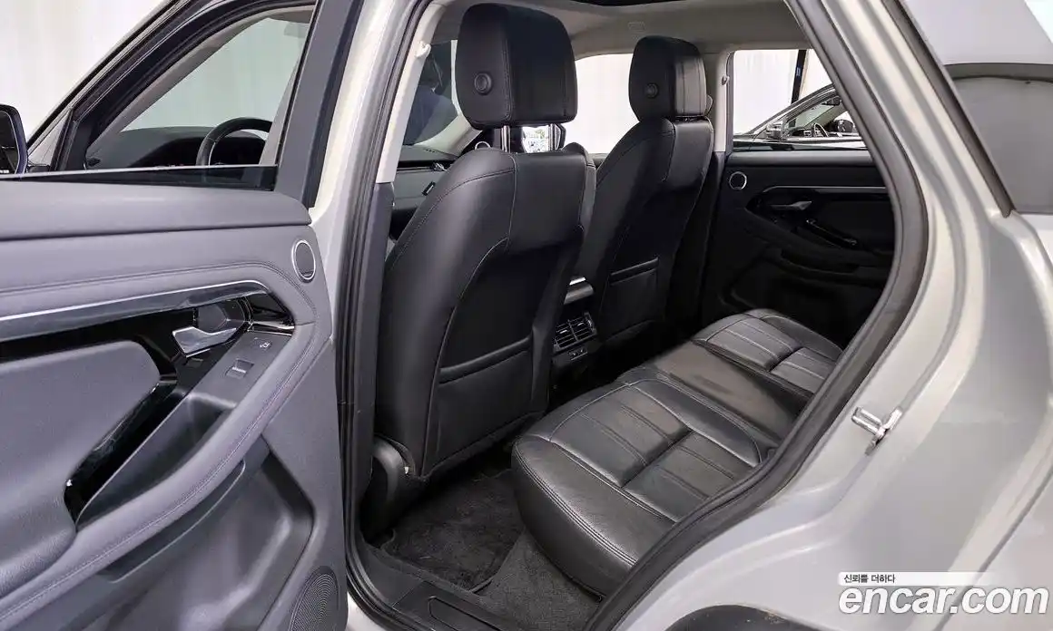 Land Rover Range Rover Evoque 2020 2.0 автомат (гидро), фото 16