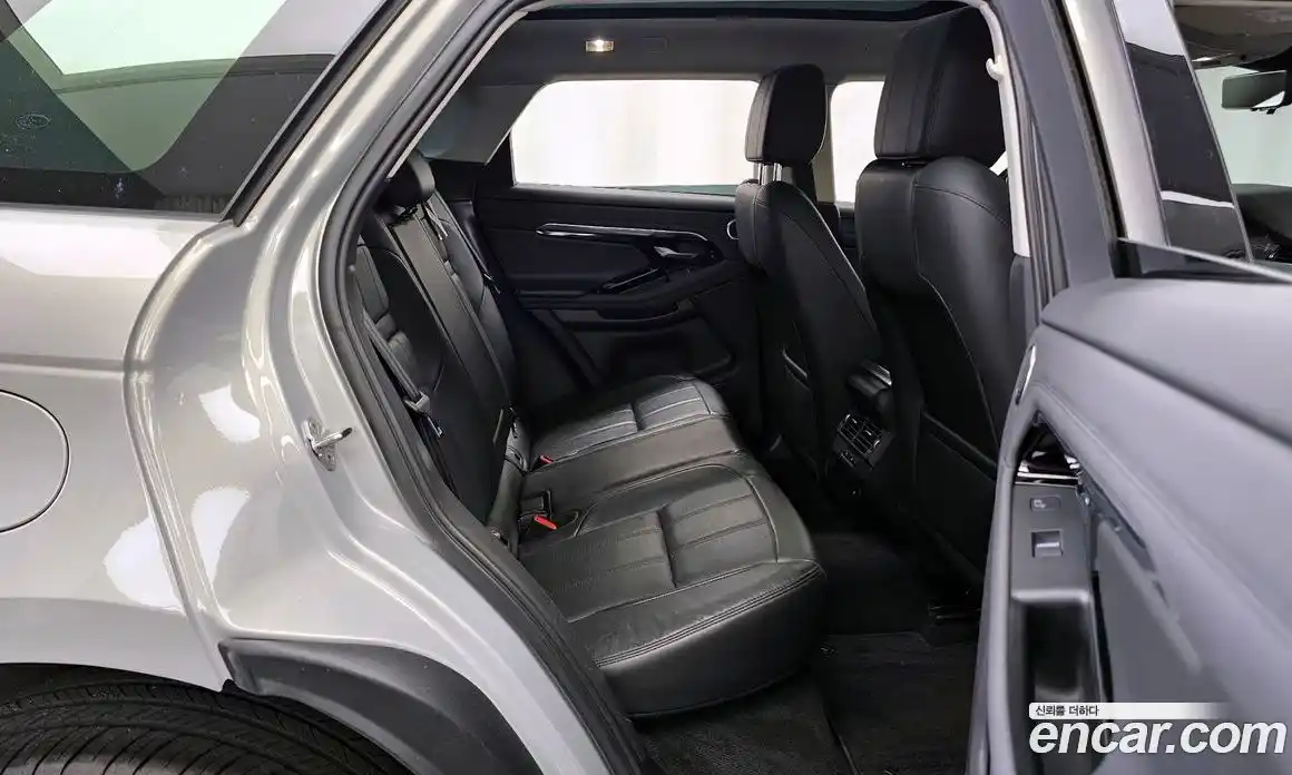 Land Rover Range Rover Evoque 2020 2.0 автомат (гидро), фото 18
