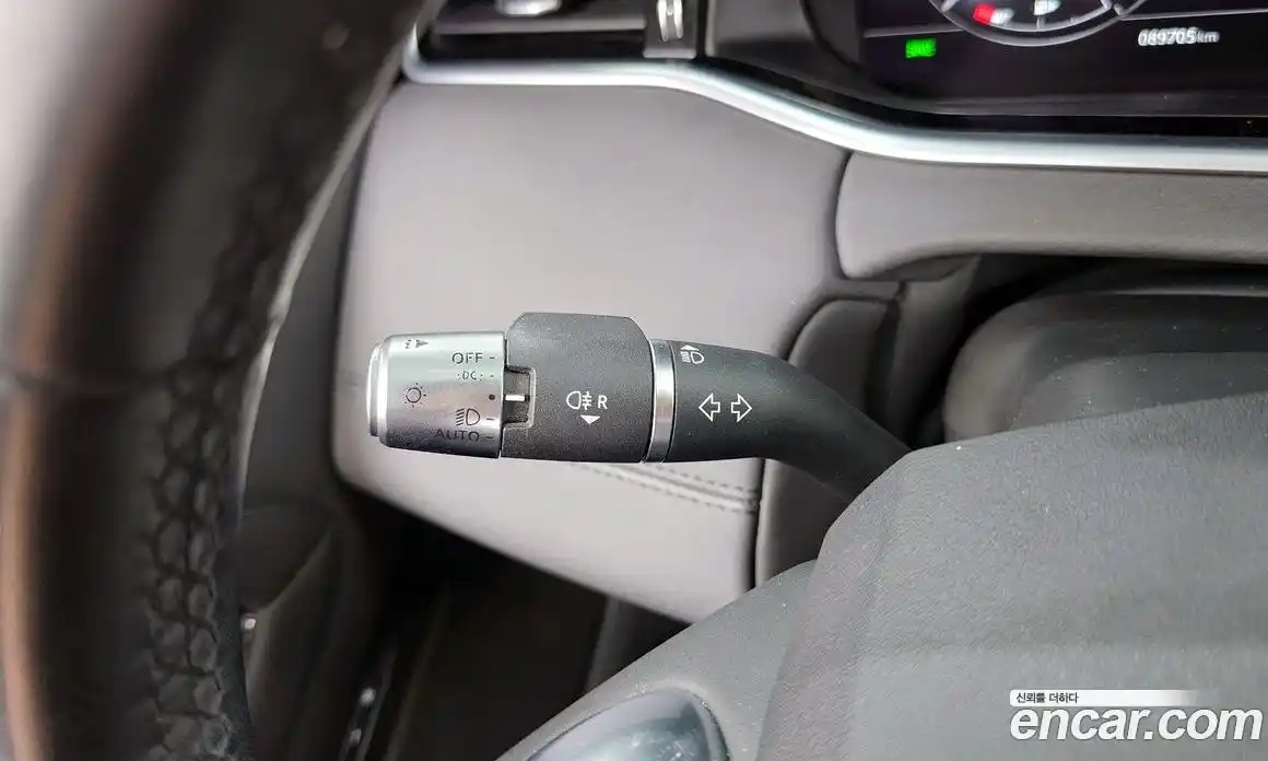 Land Rover Range Rover Evoque 2020 2.0 автомат (гидро), фото 27