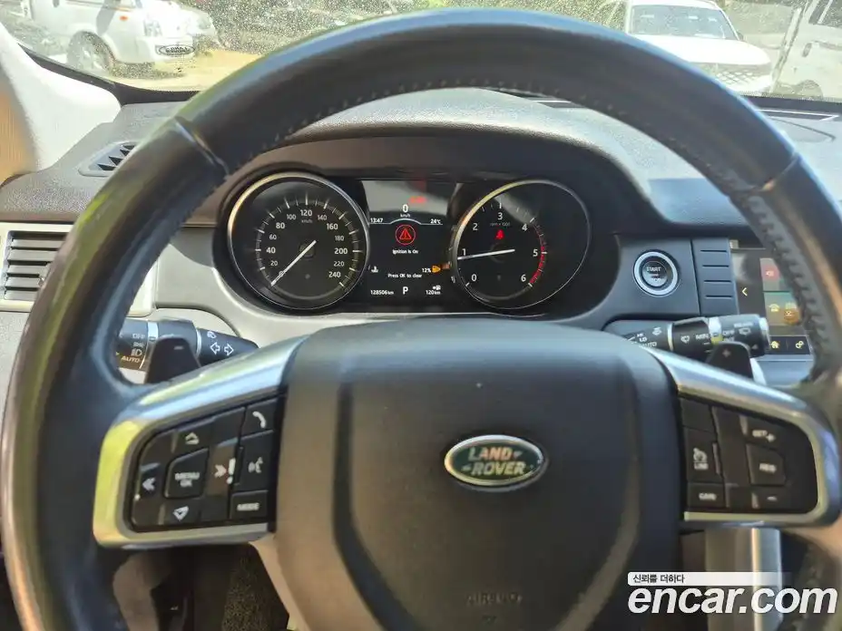 Land Rover Discovery Sport 2017 2.0 автомат (гидро), фото 14