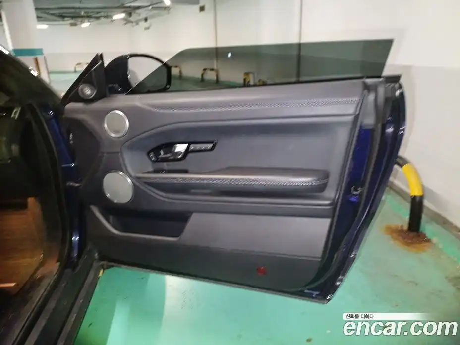 Land Rover Range Rover Evoque 2017 2.0 автомат (гидро), фото 12