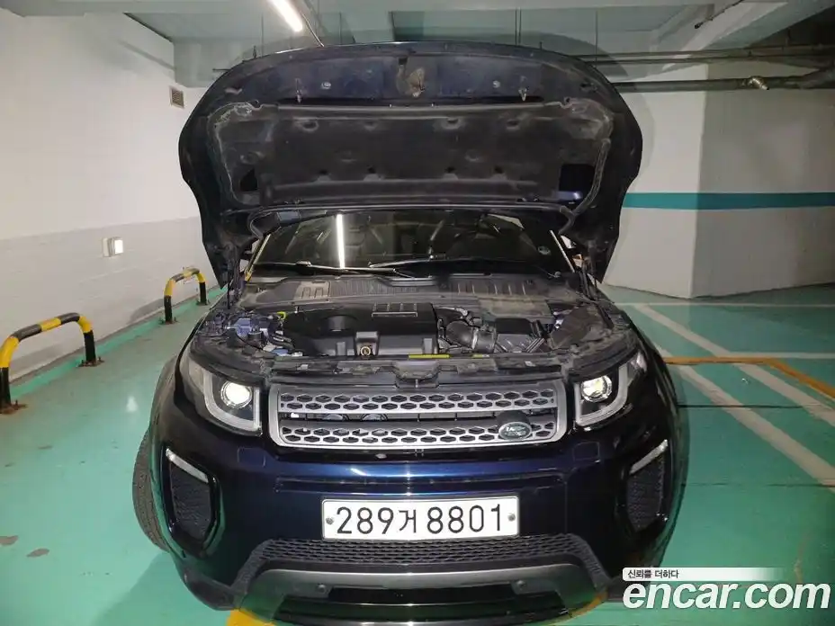 Land Rover Range Rover Evoque 2017 2.0 автомат (гидро), фото 5