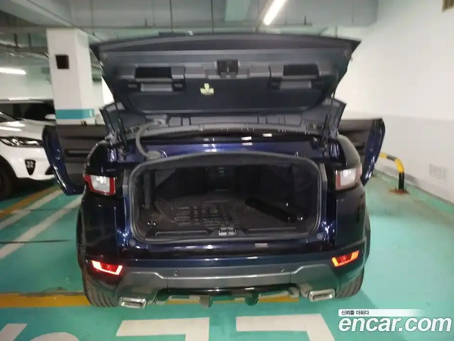 Land Rover Range Rover Evoque 2017 2.0 автомат (гидро), фото 6
