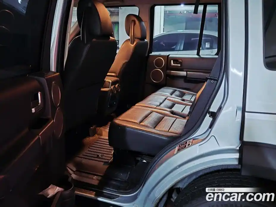 Land Rover Discovery 2006 4.0 автомат (гидро), фото 12