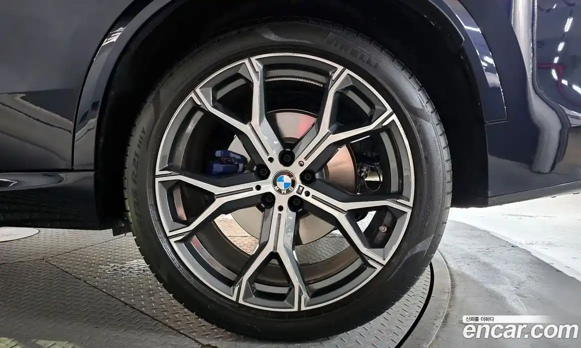 BMW X5 2025 3.0 автомат (гидро), фото 7