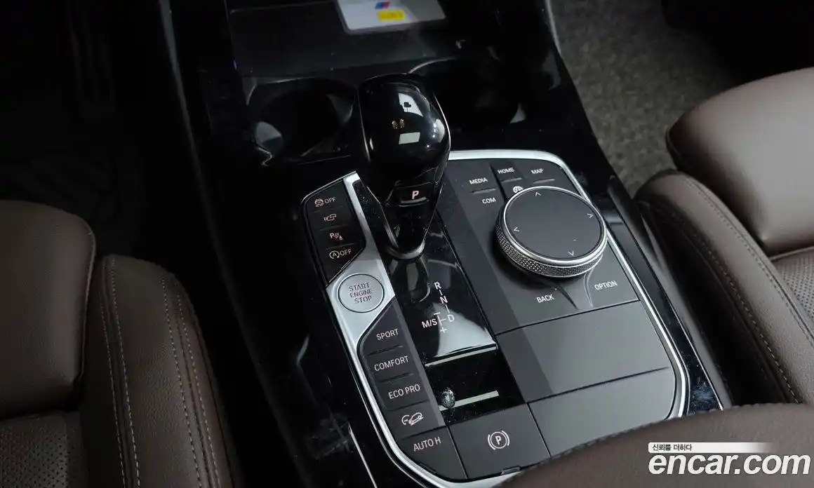 BMW X3 2024 2.0 автомат (гидро), фото 12