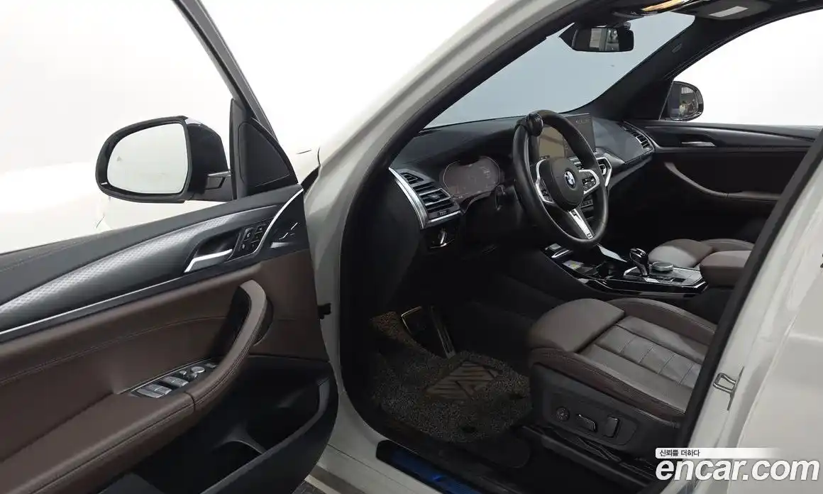 BMW X3 2024 2.0 автомат (гидро), фото 13