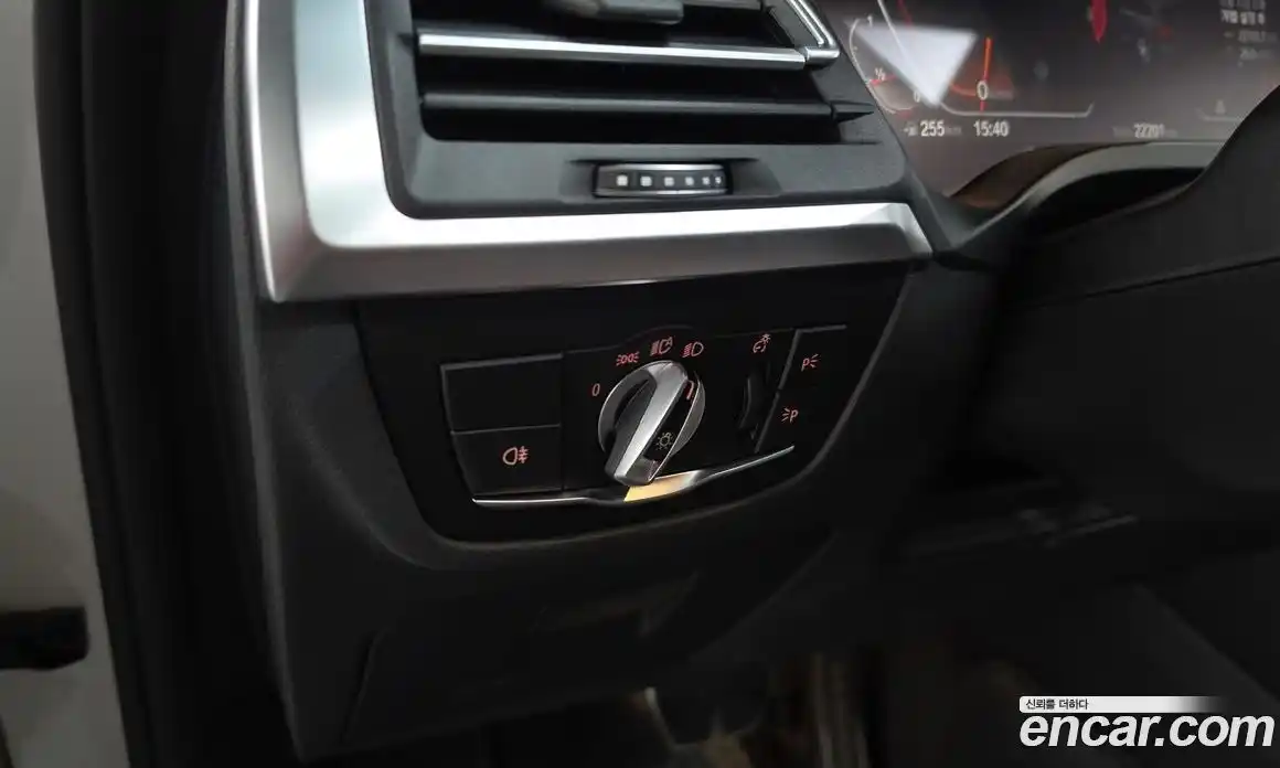 BMW X3 2024 2.0 автомат (гидро), фото 30