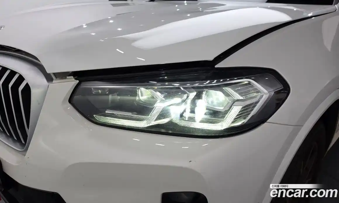 BMW X3 2024 2.0 автомат (гидро), фото 8