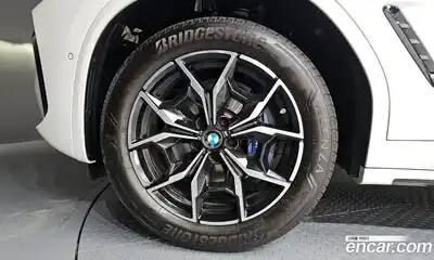 BMW X4 2024 2.0 автомат (гидро), миниатюра 5