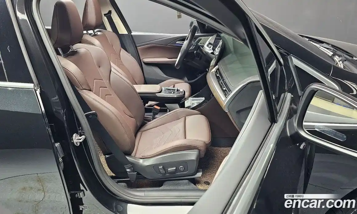 BMW 2 серия 2025 2.0 автомат (гидро), фото 13