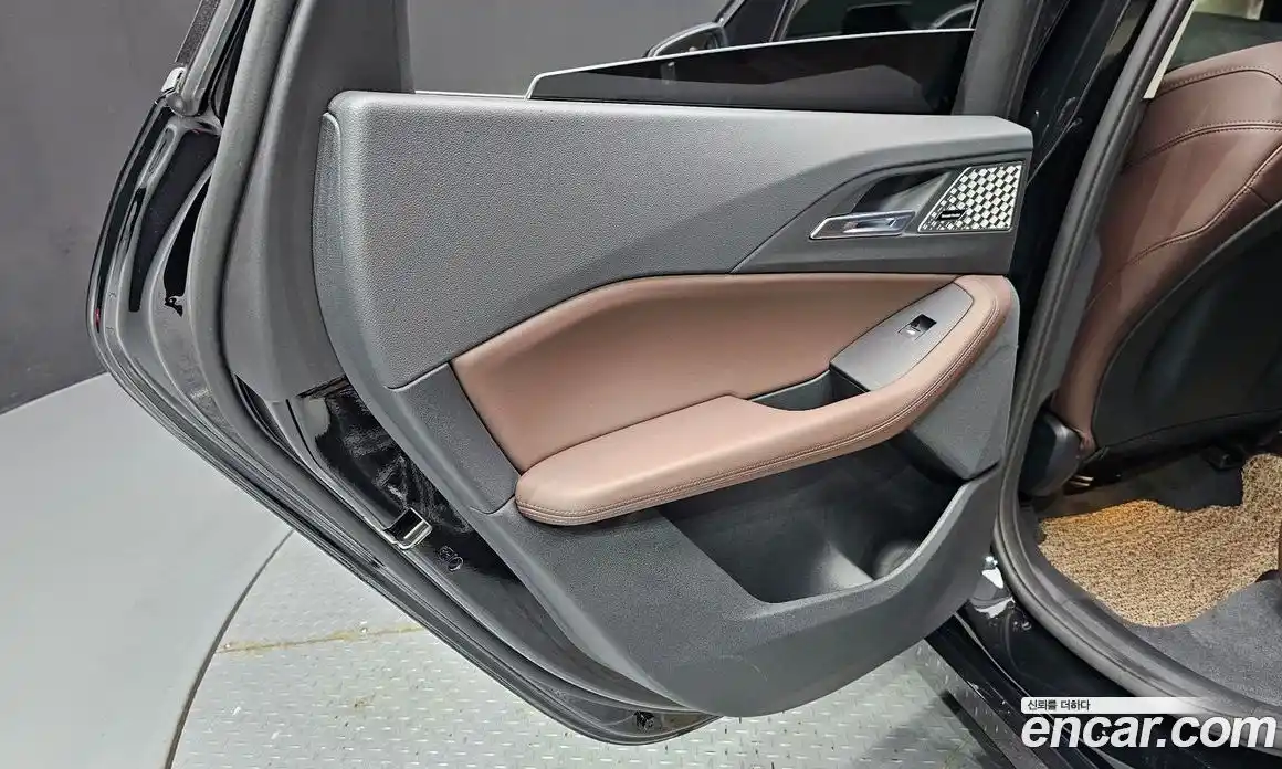 BMW 2 серия 2025 2.0 автомат (гидро), фото 15