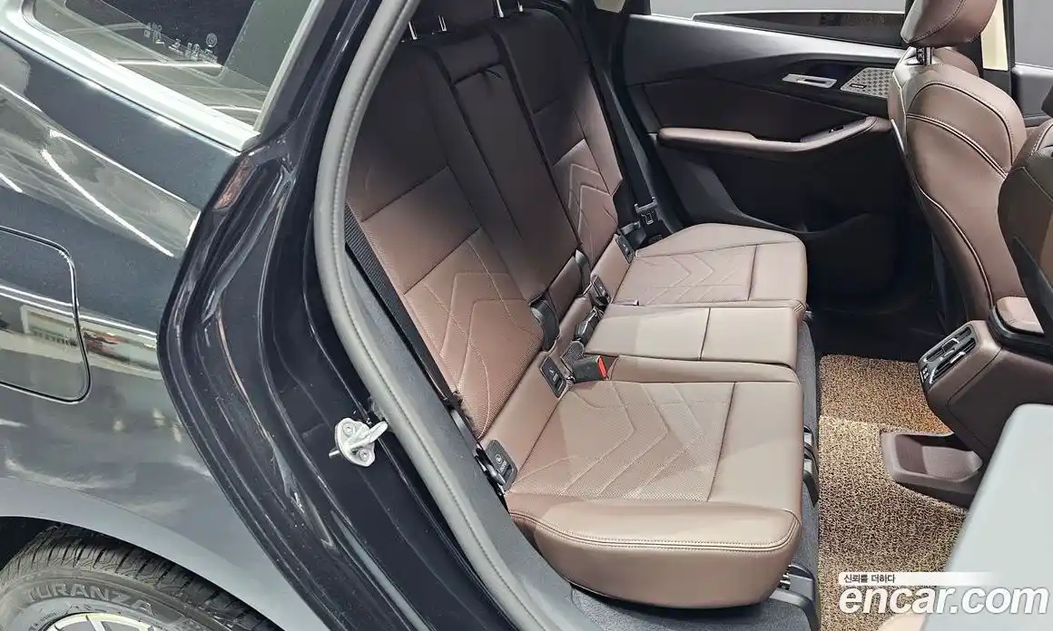 BMW 2 серия 2025 2.0 автомат (гидро), фото 17