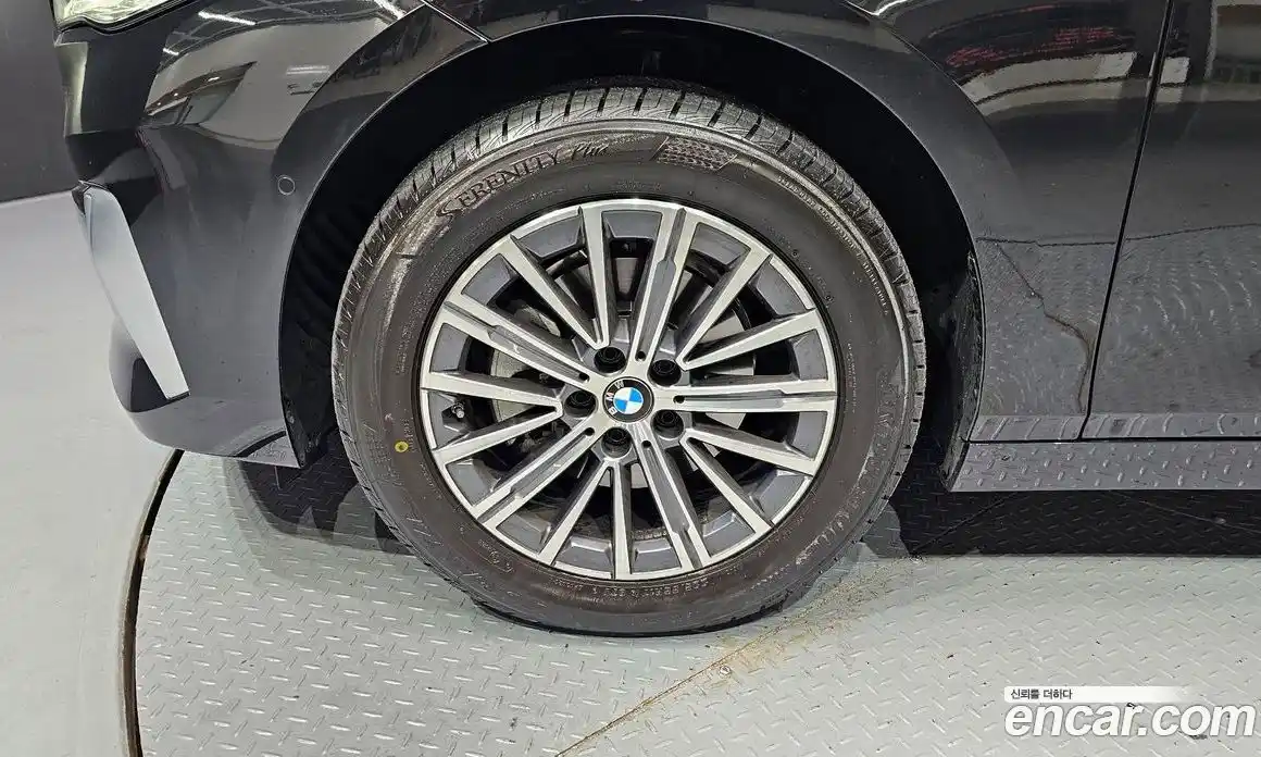 BMW 2 серия 2025 2.0 автомат (гидро), фото 5
