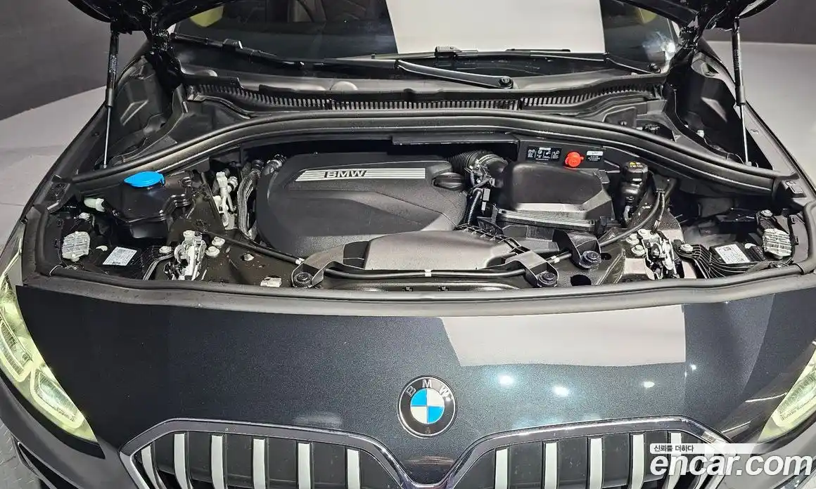 BMW 2 серия 2025 2.0 автомат (гидро), фото 6