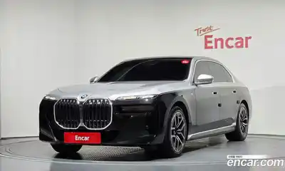 BMW 7 серия, 2023, 46 019 км