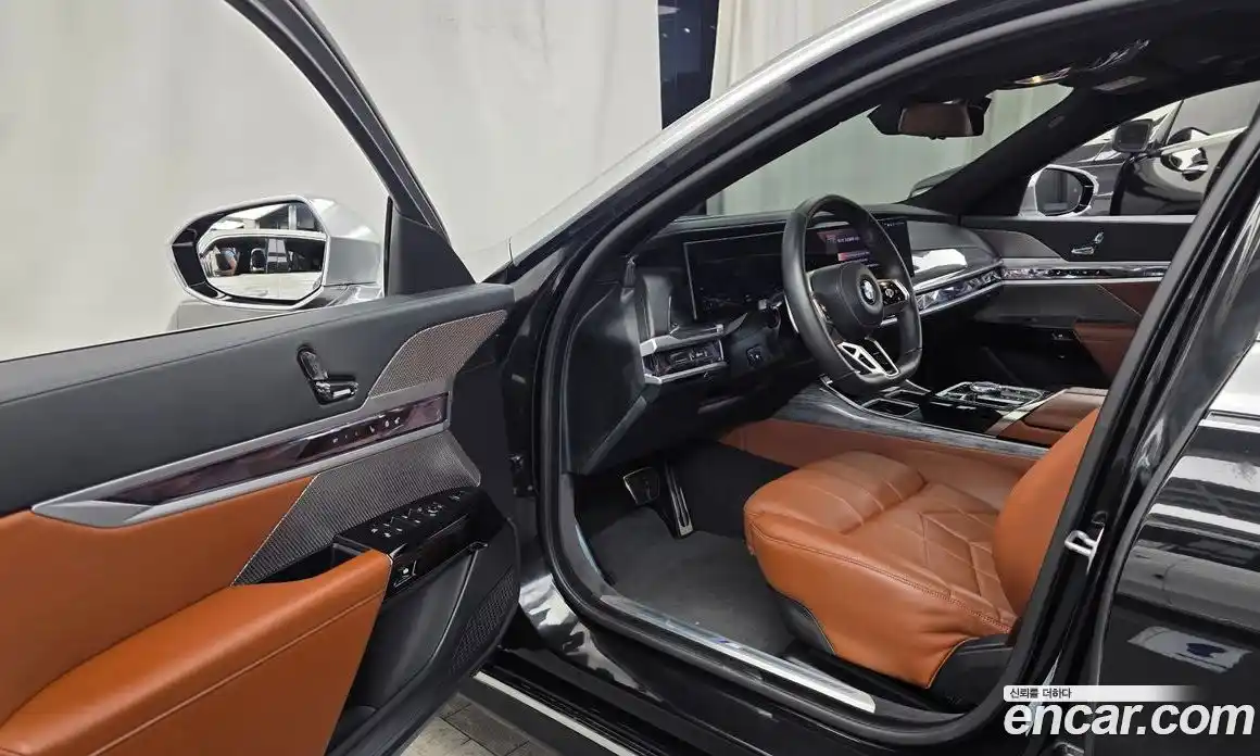 BMW 7 серия 2023 3.0 автомат (гидро), фото 13