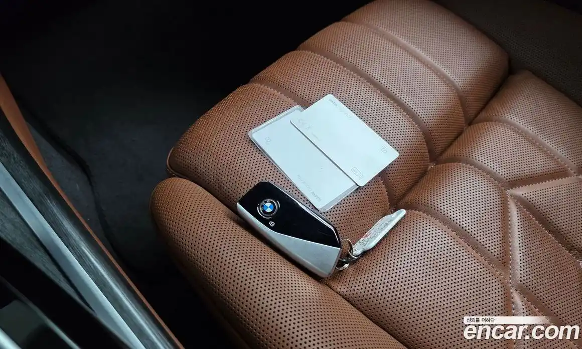 BMW 7 серия 2023 3.0 автомат (гидро), фото 16