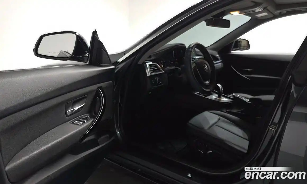 BMW 3 серия 2020 2.0 автомат (гидро), фото 13