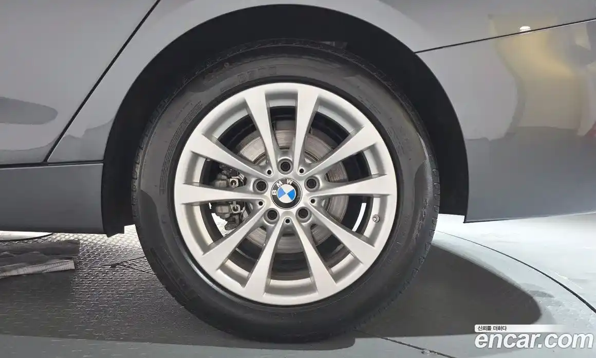 BMW 3 серия 2020 2.0 автомат (гидро), фото 7