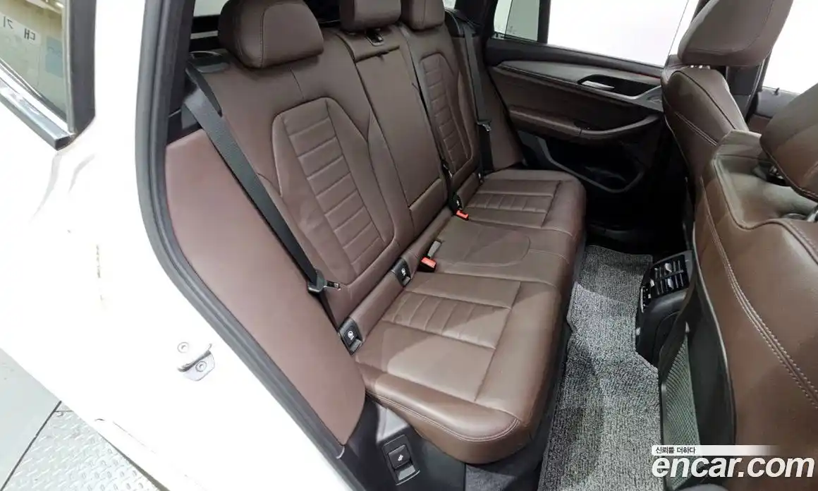 BMW X3 2018 2.0 автомат (гидро), фото 17