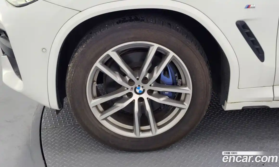 BMW X3 2018 2.0 автомат (гидро), фото 5