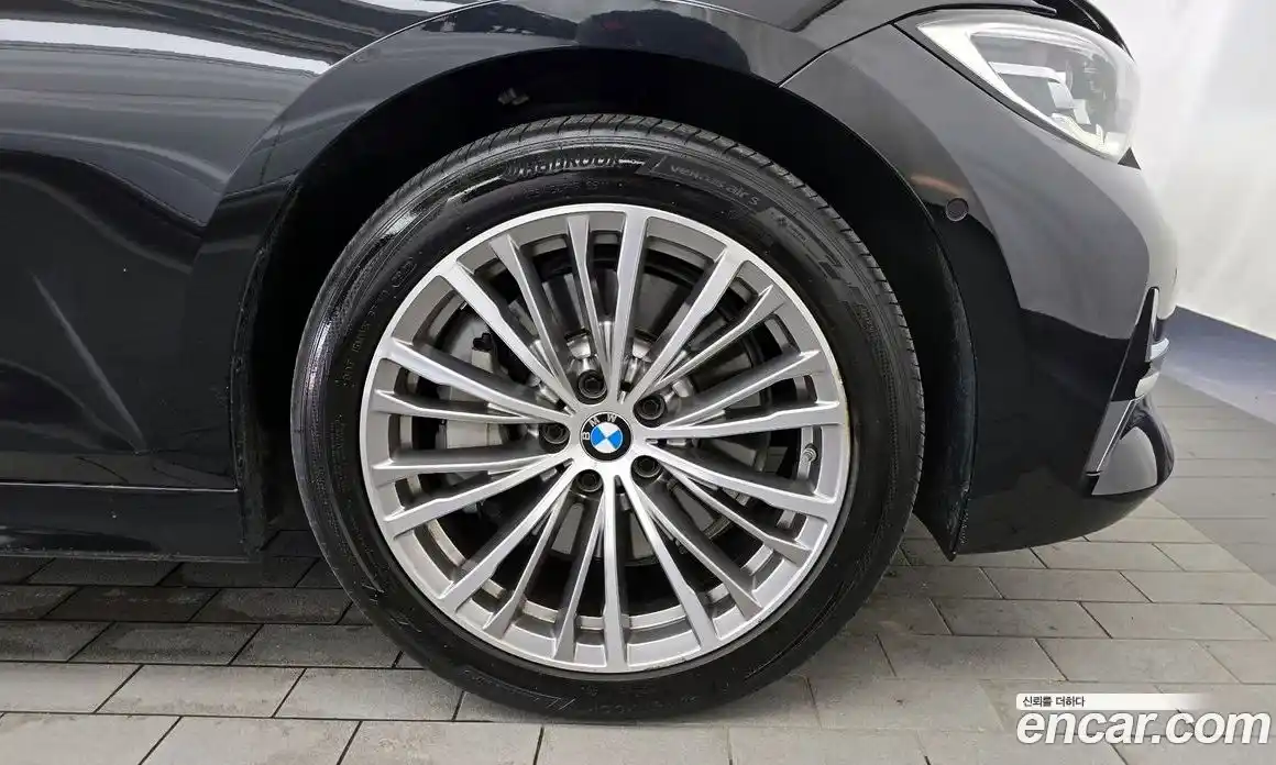 BMW 3 серия 2021 2.0 автомат (гидро), фото 6