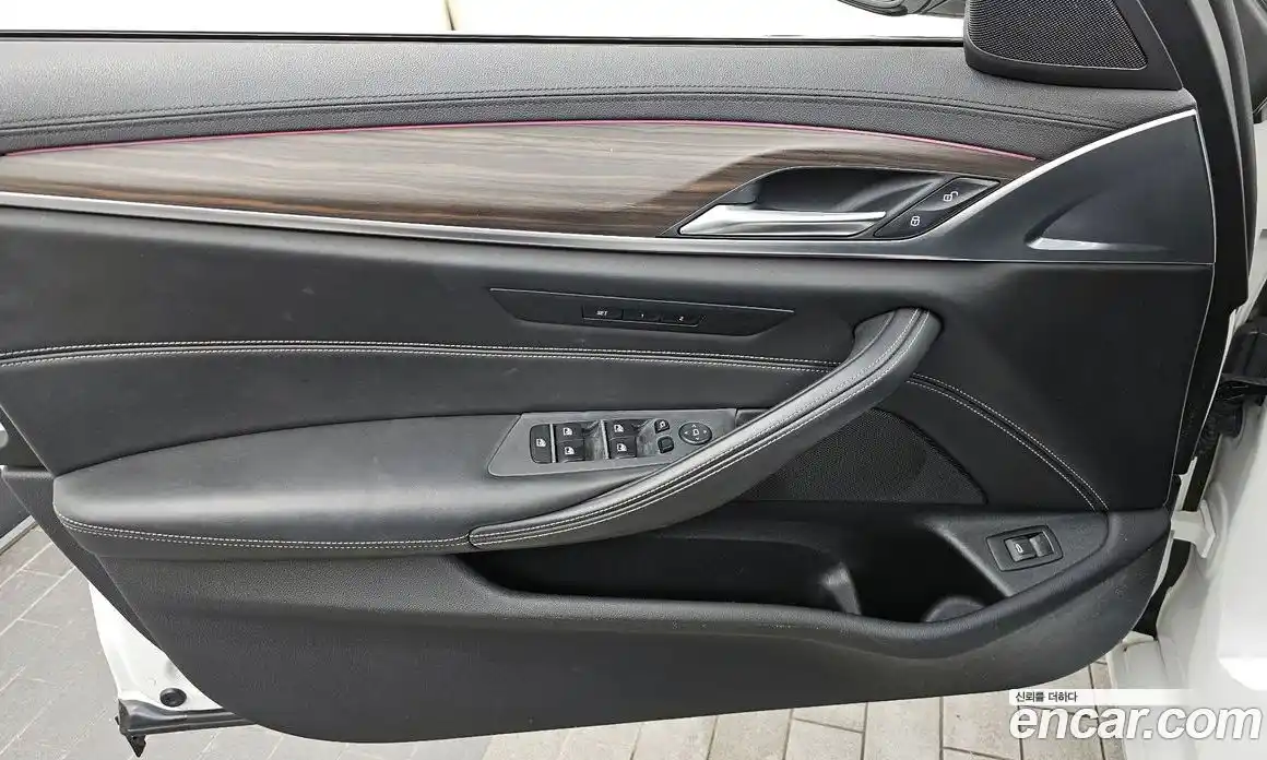BMW 5 серия 2018 2.0 автомат (гидро), фото 14