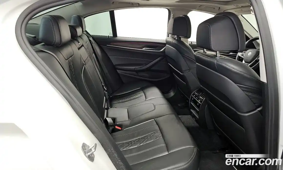 BMW 5 серия 2018 2.0 автомат (гидро), фото 18