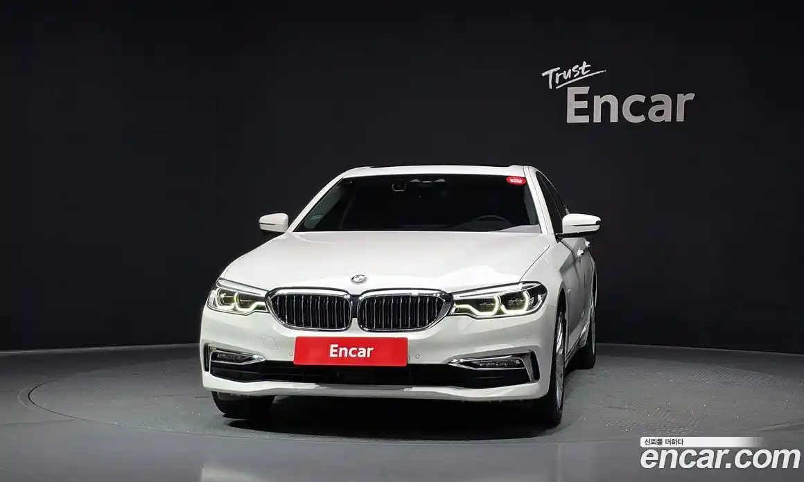 BMW 5 серия 2018 2.0 автомат (гидро), фото 3