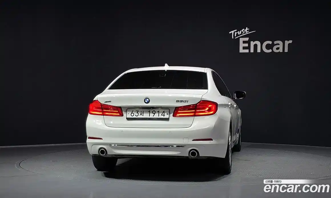 BMW 5 серия 2018 2.0 автомат (гидро), фото 4