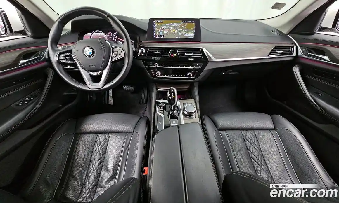 BMW 5 серия 2018 2.0 автомат (гидро), фото 10