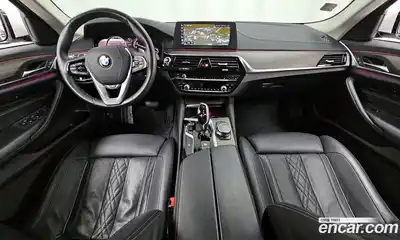 BMW 5 серия 2018 2.0 автомат (гидро), миниатюра 10