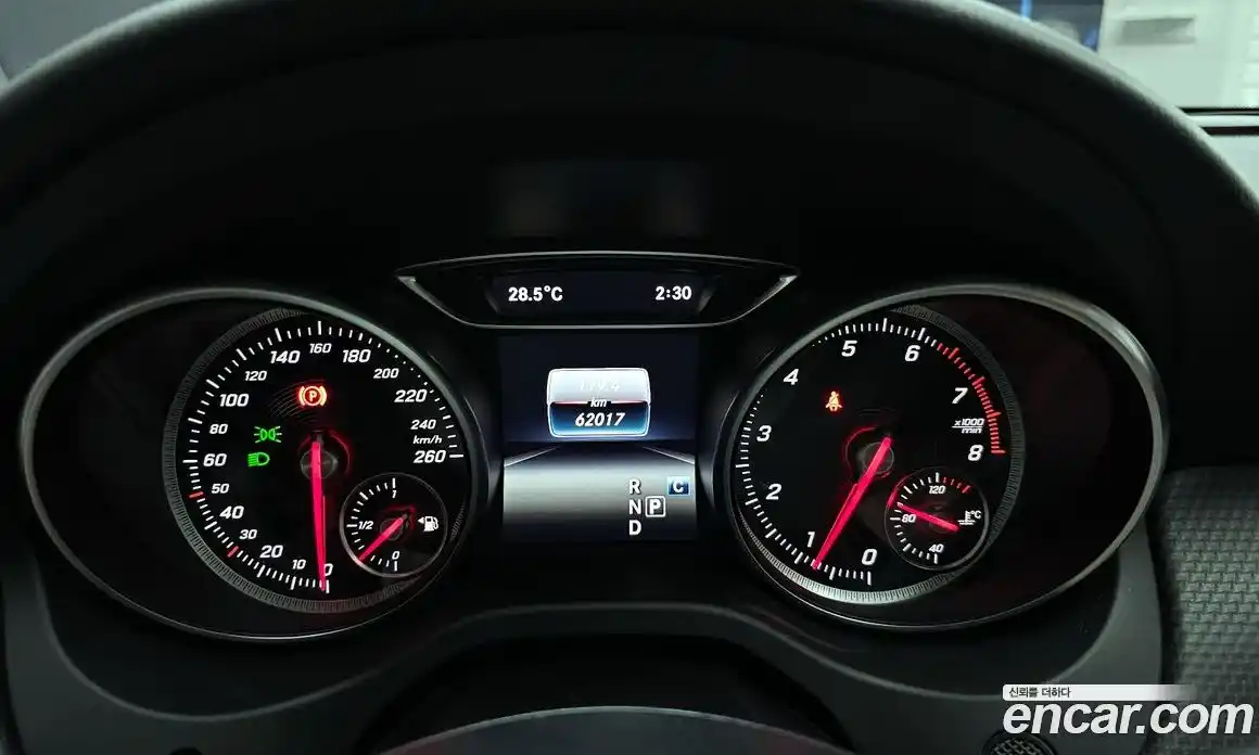 Mercedes-Benz GLA-Class 2017 2.0 гидро, фото 11 Mercedes-Benz GLA-Class 2017 2.0 гидро, фото 11