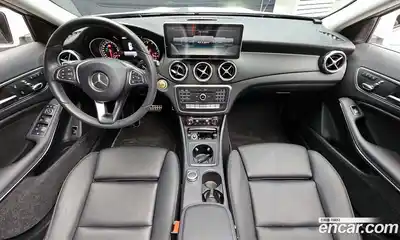 Mercedes-Benz GLA-Class 2017 2.0 гидро, миниатюра 10 Mercedes-Benz GLA-Class 2017 2.0 гидро, миниатюра 10