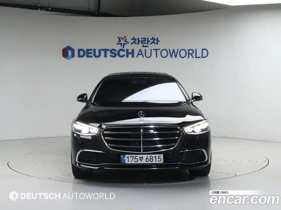 Mercedes-Benz S-Class 2022 4.0 автомат (гидро), фото 3
