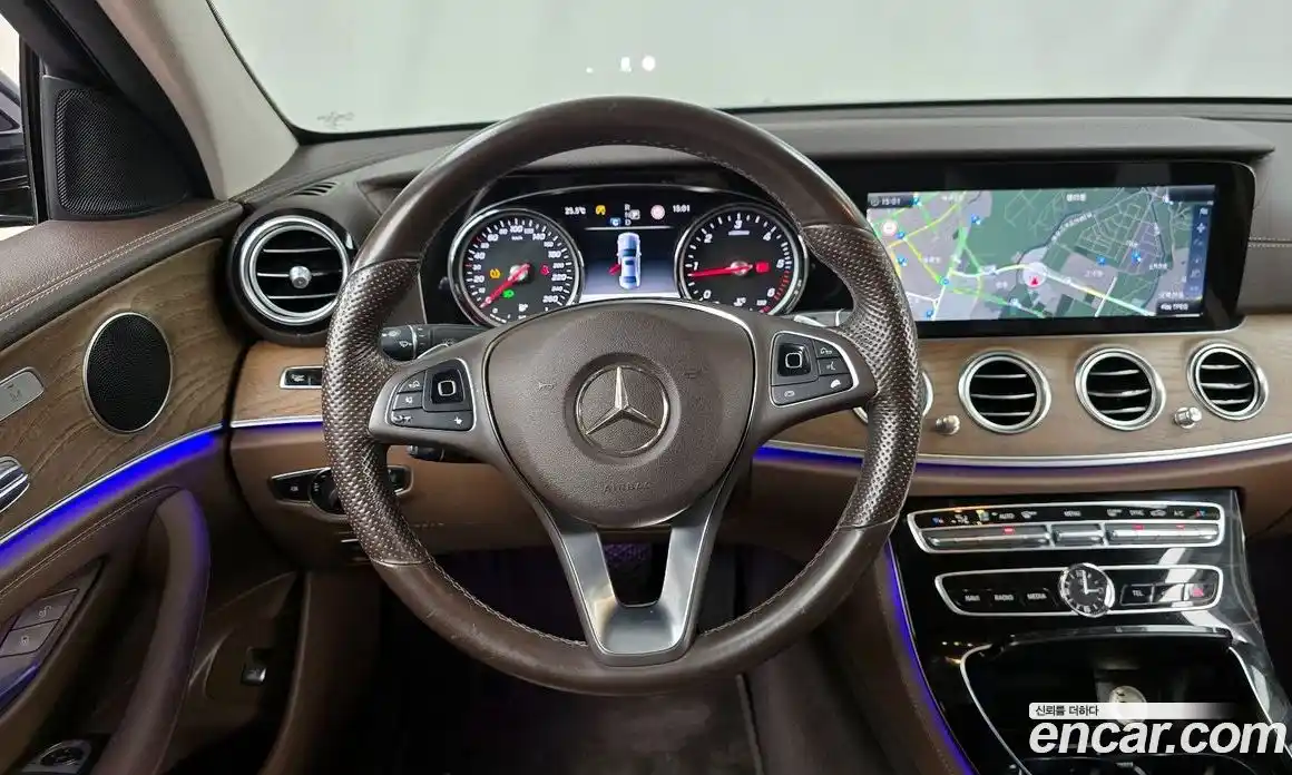 Mercedes-Benz E-Class 2017 1.9 автомат (гидро), фото 13